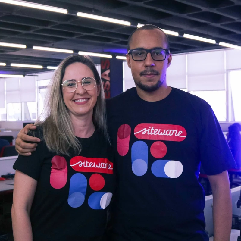 Daniella Telles e Bruno, da Siteware