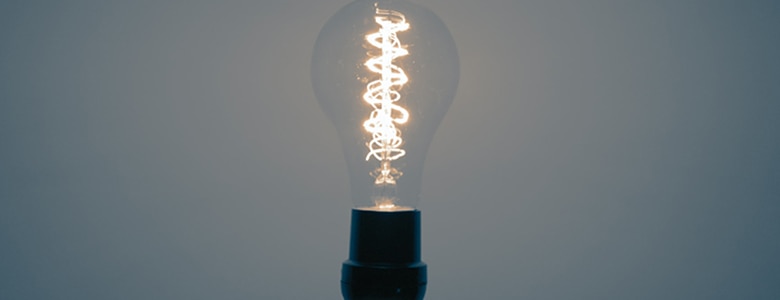 Conheça 7 soluções para reduzir custos com energia elétrica na empresa